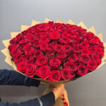 Букет из 101 красных роз
